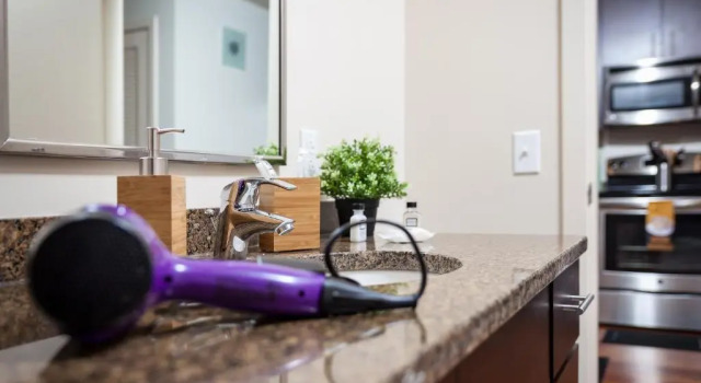 Fantastic Philly Fully Furnished Apartments, Забронировать Апартаменты/квартира Филадельфия Philadelphia Metropolitan Area, рядом с Художественный музей Филадельфии