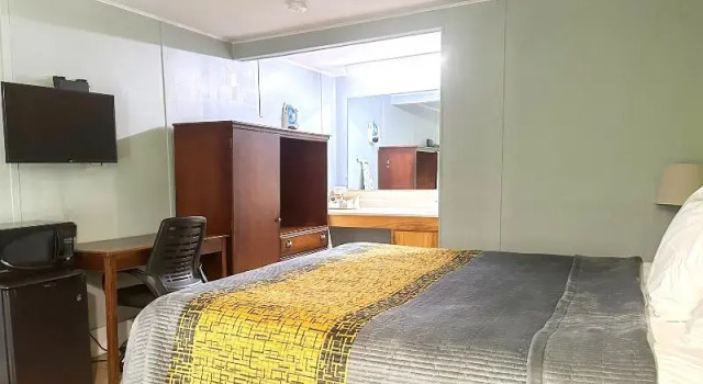 Номер Deluxe OYO Hickory House Inn