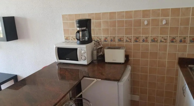 Апартаменты 5 min walk from Yumbo 310
