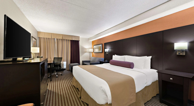 Двухместный номер Standard Best Western Plus Toronto North York Hotel & Suites