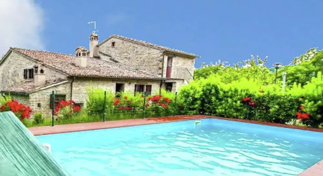 Коттедж Sprawling Villa Escape w/ Pool