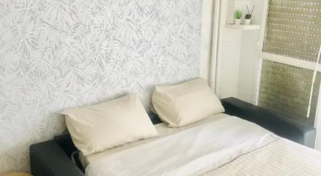 Wonderful fully equipped apartment, Varaa Huoneisto Hotellit Val d'Oise pysäköinnillä, Pysäköinti