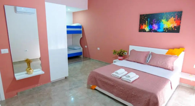 Четырёхместный номер Standard с видом на сад Villa Green Garden