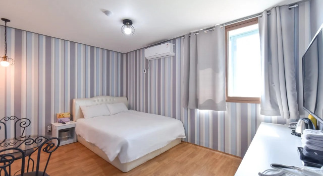Gunsan La Siesta Hotel