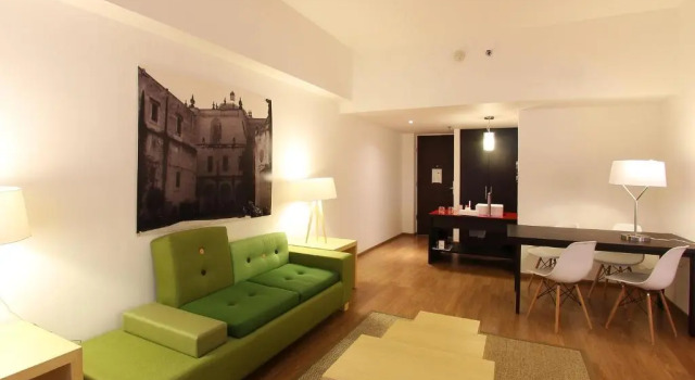 Полулюкс Fiesta Inn Tlalnepantla