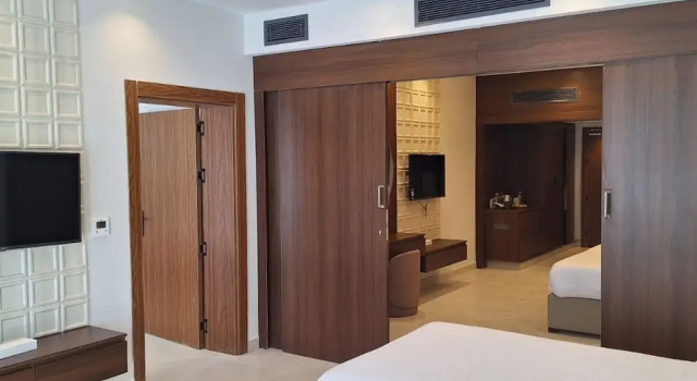 Полулюкс Rewaya Majestic Resort
