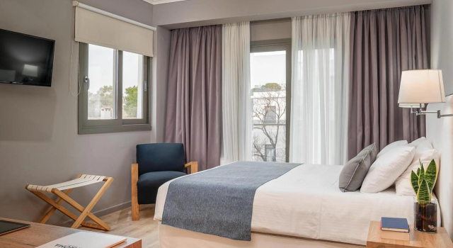 Chroma Fashion Rooms & Apartments