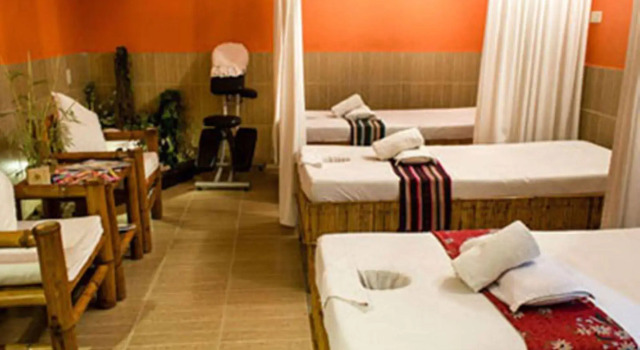 Matabungkay Beach Hotel, Rezerwuj Hotel Hotele SPA w Lian, SPA