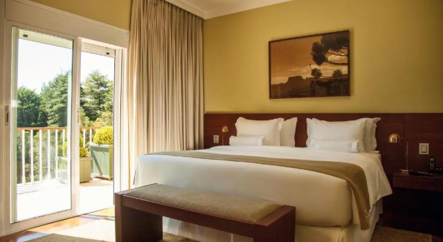Люкс с балконом Grande Hotel Campos do Jordao