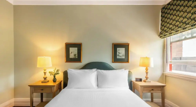 Номер Classic The Russell Boutique Hotel
