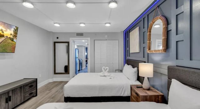 Breakers Tower 1BR Oceanfront Condo
