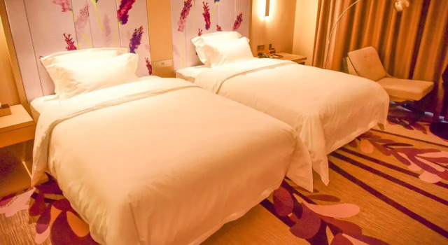 Lavande Hotel Chengdu East Railway Station, Prenota Hotel Chengdu Sichuan