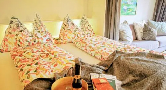 Piz Mezdi 15, Book Hotel St. Moritz 