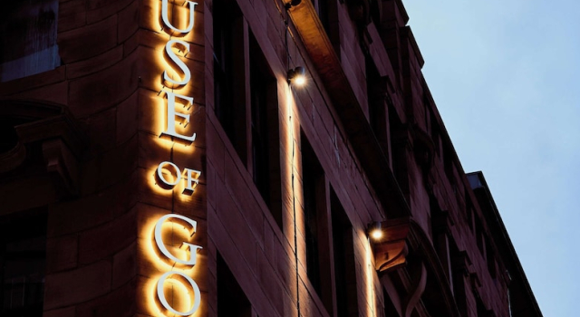 House of Gods Glasgow, Забронировать Отель Отели Глазго 3 звезды, рядом с Подвесной мост Портленд-Стрит, 3*