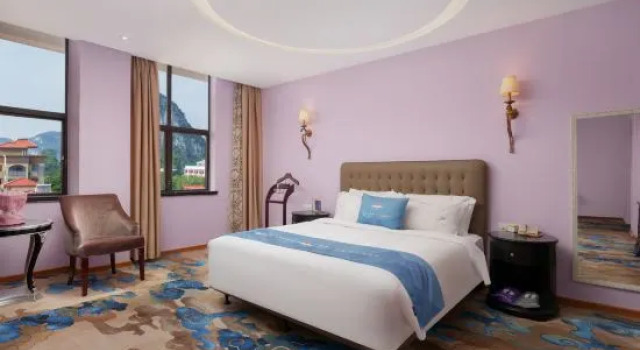 Люкс Executive Royal Hotel