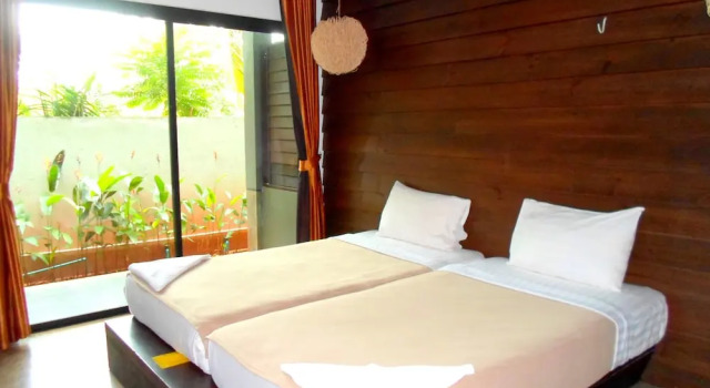 Двухместный номер Standard с балконом и с видом на сад Naraya Riverside Resort