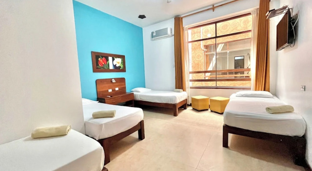 Standardowy czteroosobowy rodzinny pokój Hotel Aryia