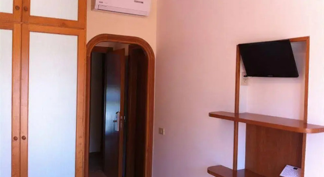 Hotel Capo Circeo, Забронировать Отель Отели Лацио с бассейном, Бассейн