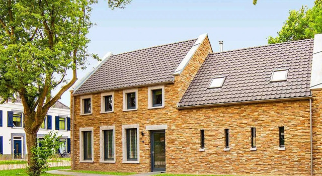Luxurious Villa With Sauna, Rezervovat Vila Hotely v Limburg s parkováním, Parkování