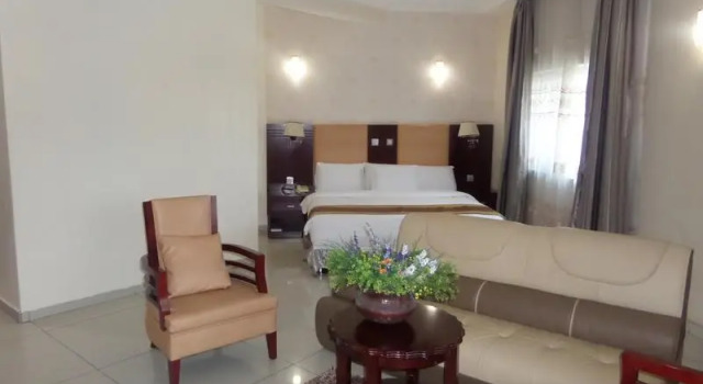 Люкс Отель Barcelona Abuja