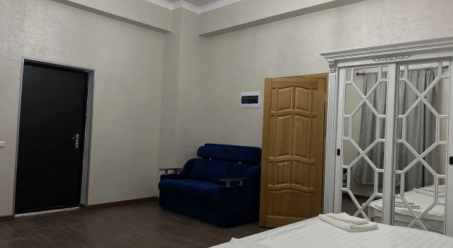 Эльбрус (Сухум), Book Hotel Sukhum Abkhazia