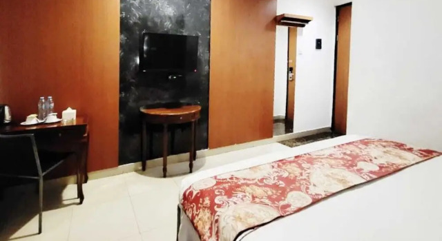 Camera Deluxe Marilyn Hotel Serpong
