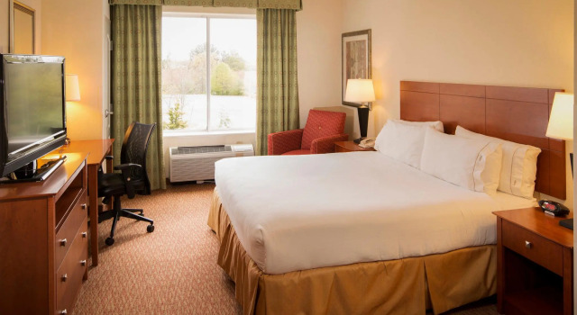 Номер Standard Holiday Inn Express Hotel & Suites Greensboro - Airport Area by IHG