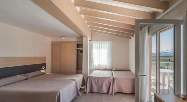 Четырёхместный номер Standard Hotel San Luis