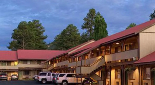 Branding Iron Motel, Rezerwuj Motel Chama Nowy Meksyk