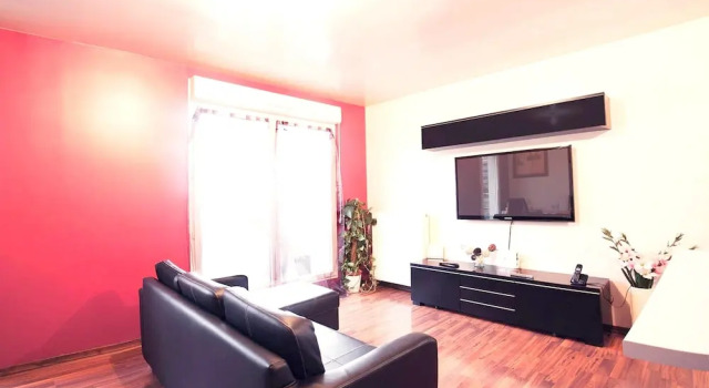 Apartment With 2 Bedrooms in Montévrain, With Wonderful City View, Furnished Terrace and Wifi, Забронировать Апартаменты/квартира Отели Монтеврен с парковкой, Парковка