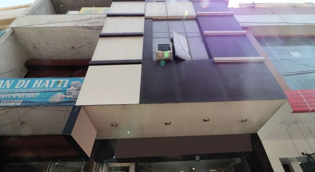 OYO 14860 Hotel Silver Star, Book Hotel Bathinda Punjab