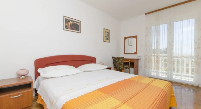 Apartments Majda, Prenota Appartamento Città di Lesina 