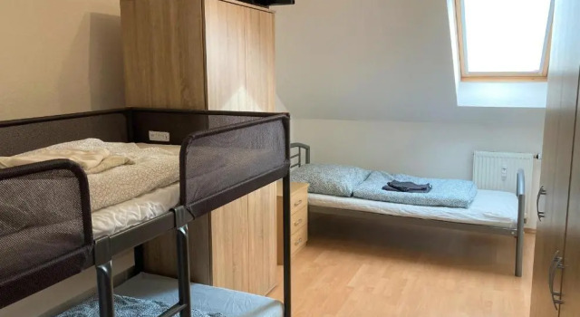 Gastewohnung 4-Raum Wohnung Fur 2-8 Personen, Rezervovat Hotel Hotely v Zwickau s parkováním, Parkování