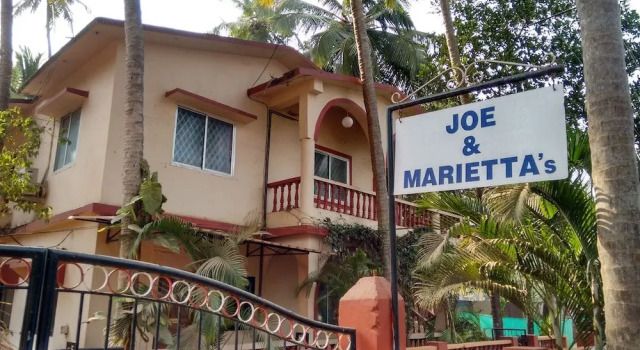 Joe And Mariettas Guesthouse, Забронировать Гостевой дом Гостевые дома Северного Гоа, Гостевой дом