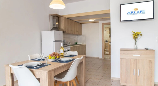 Arigiri Apartments & Suites