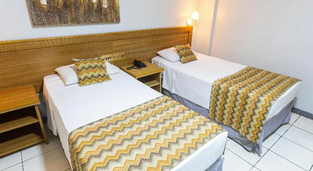 Кровать в общем номере Hotel Golden Park Rio de Janeiro Aeroporto By Nacional Inn