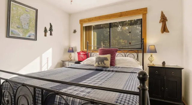 Номер Standard Sierra Pines Retreat Sleeps 6!