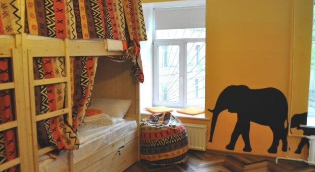Suricata Hostel, Забронировать Хостел Адмиралтейский район Санкт-Петербург, рядом с Юсуповский дворец