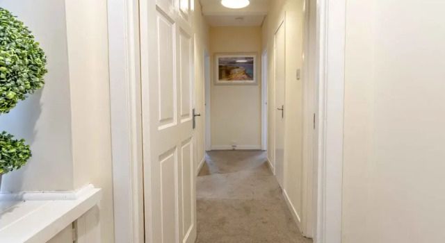 Stirling Central Apartment, Забронировать Апартаменты/квартира Отели Центральной Шотландии с парковкой, Парковка
