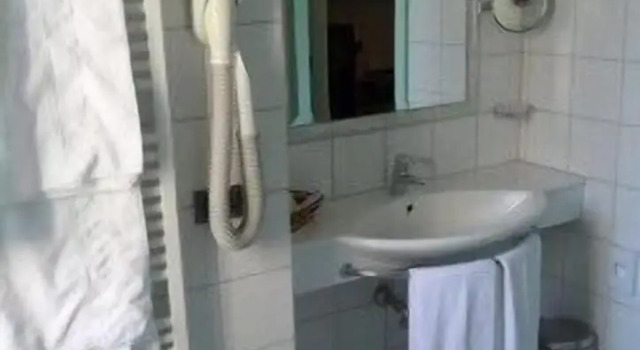 Одноместный номер Standard с балконом Deco Hotel