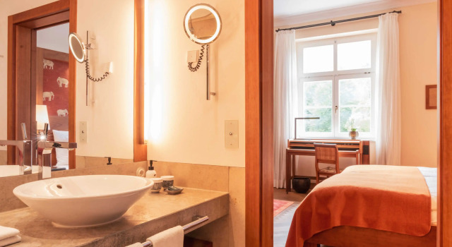 Номер Deluxe Schloss Elmau Luxury Spa Retreat & Cultural Hideaway