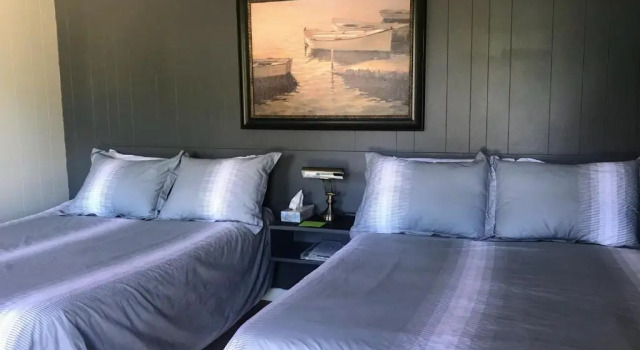 Четырёхместный номер Standard Motel de LAnse et Camping Rimouski