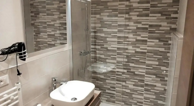 Via Poma Apartments&Rooms