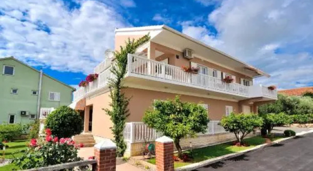 Apartments Anđelka, Забронировать Апартаменты/квартира Бибинье Задарская жупания, рядом с Пляж Старенице