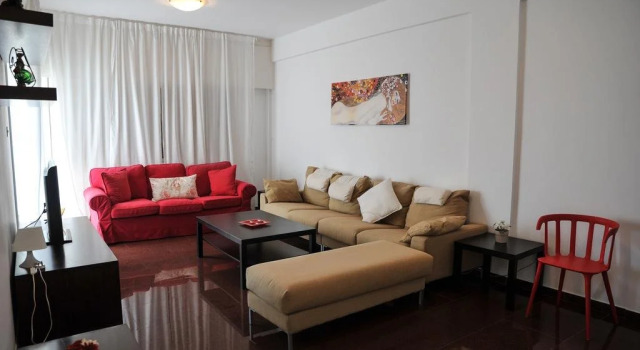 Gulf Palace Apartments, Rezervovat Apartmán Hotely v Germasogeia s bazénem, Bazén