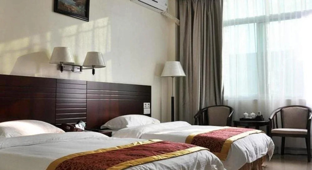 Baihua Hotel, Book Hotel Hotels in Nanping with Breakfast, Breakfasts