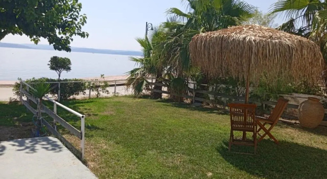 Апартаменты с видом на море Evoikos beach & resort