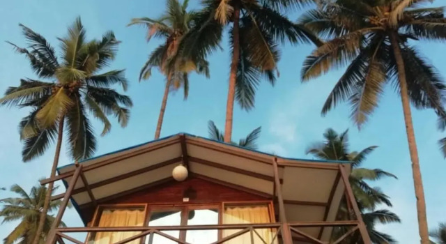 Royal Touch Beach Huts & Restaurant, Reservar Hotel Hotéis baratos em Lagos
