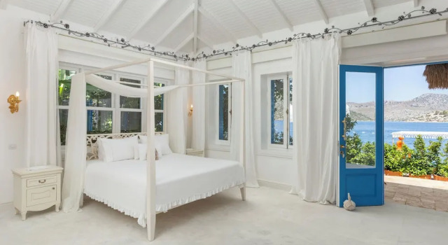Mediterrean Romance Mansion Гостевой дом Сабрины