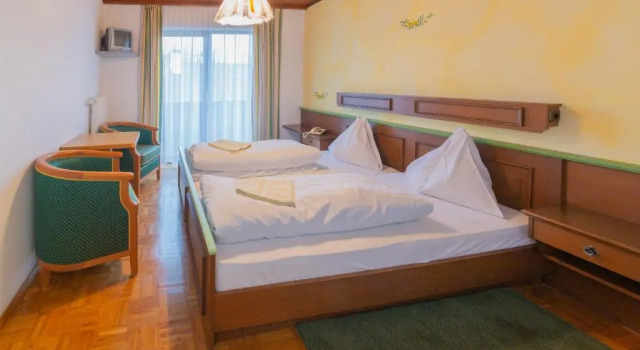 Tirolerhof, Réserver Hôtel Hôtels à Attergau avec piscine, Piscine